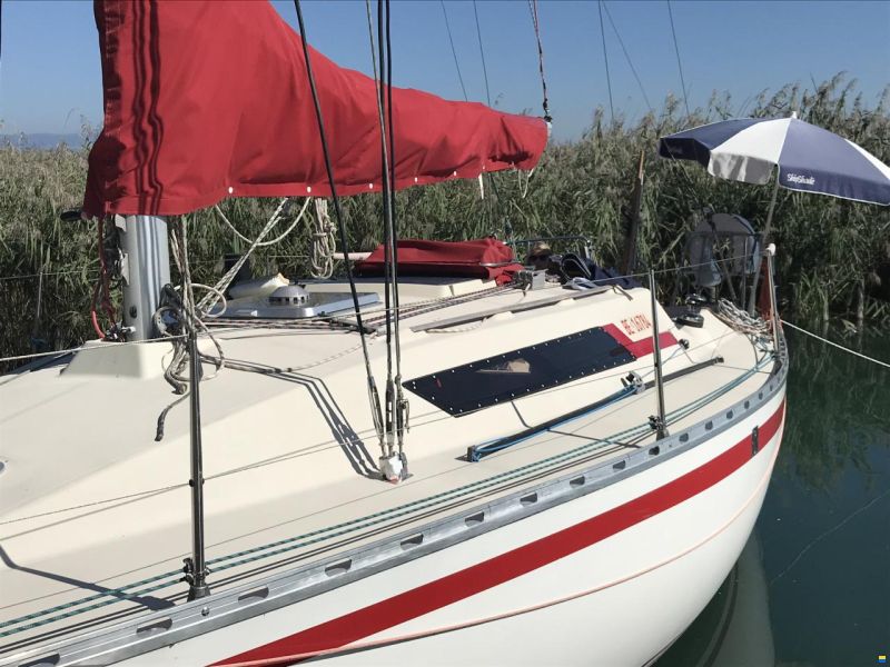Beneteau First 32