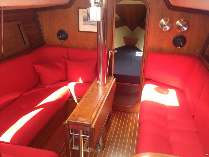 Beneteau First 32