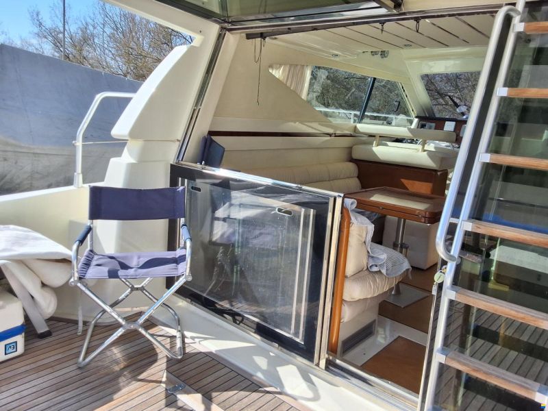 Ferretti 43 Fly
