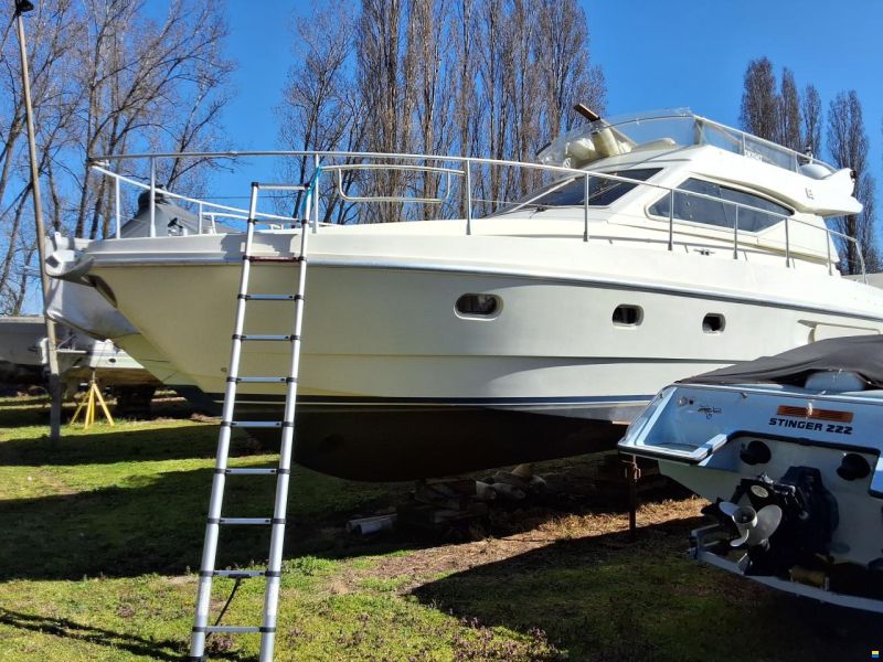 Ferretti 43 Fly