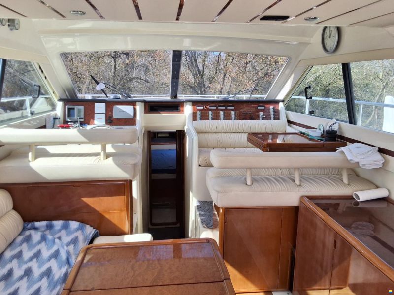 Ferretti 43 Fly