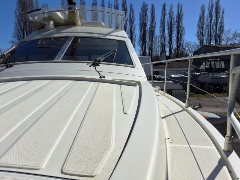 Ferretti 43 Fly