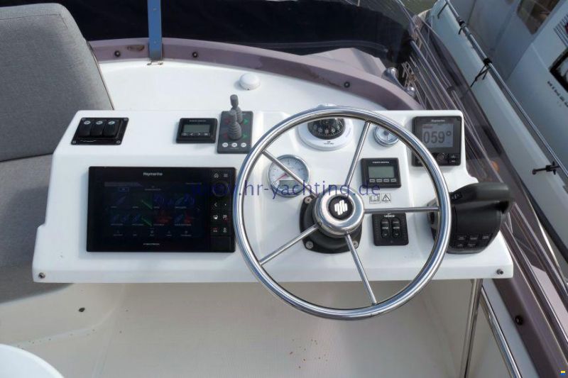 Beneteau Swift Trawler 30