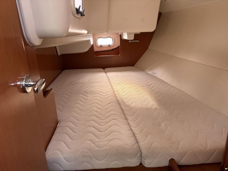 Beneteau Oceanis 34