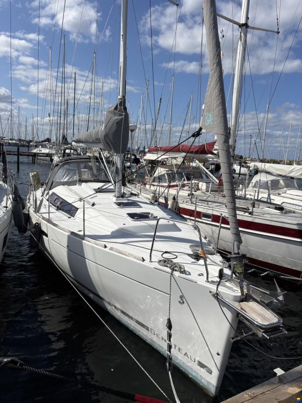 Beneteau Oceanis 34
