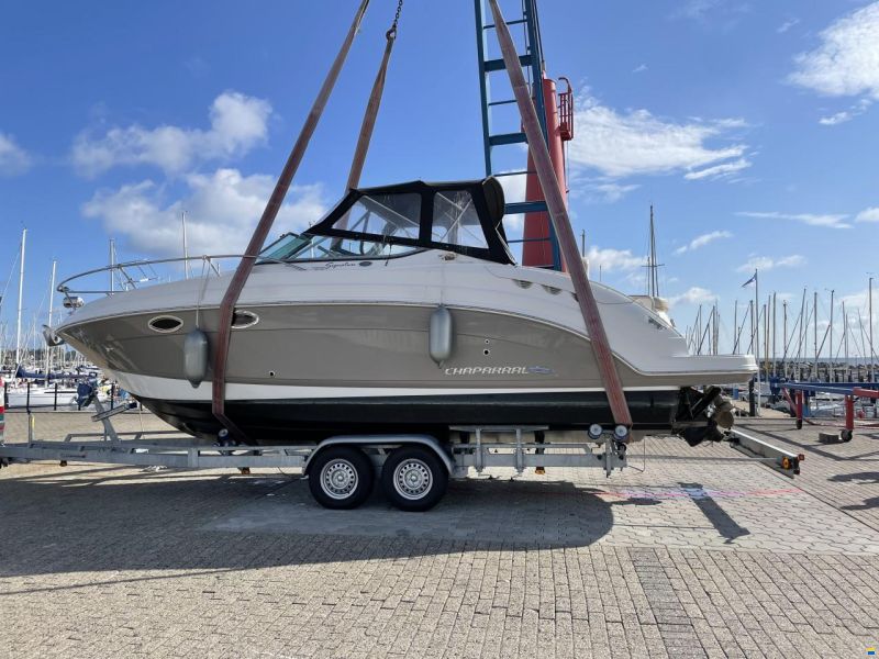 Chaparral 250 Signature