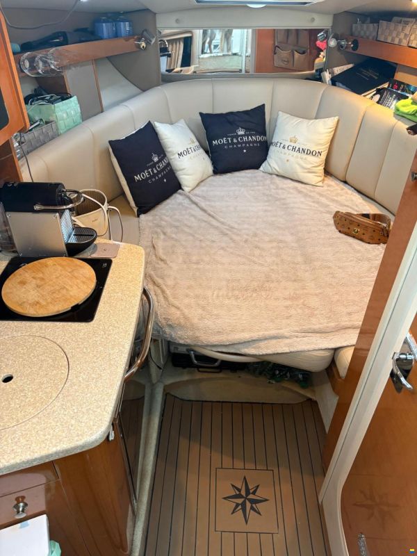 Chaparral 250 Signature