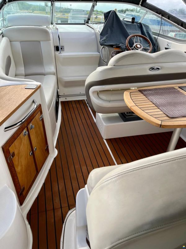 Chaparral 250 Signature
