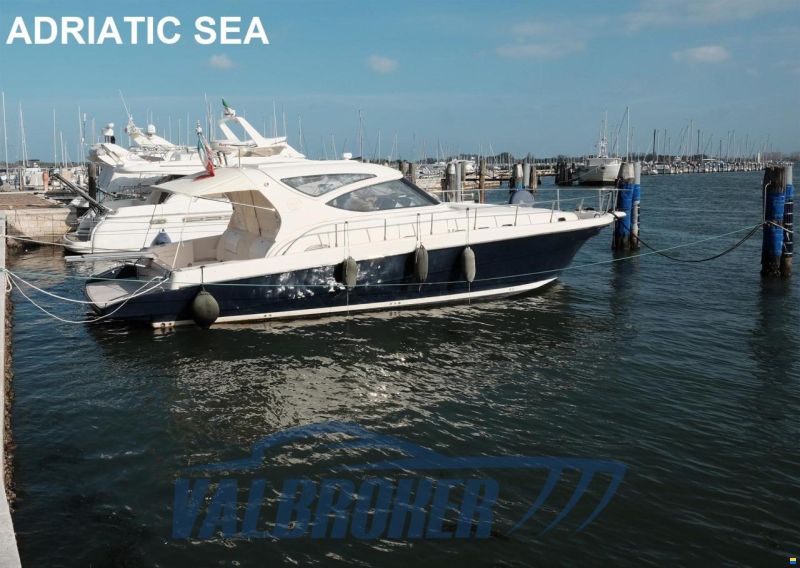 Cayman 43 WA