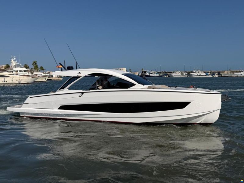 Astondoa 577 Coupé