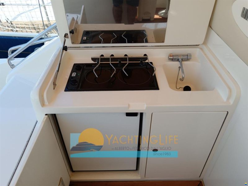 Uniesse 42' Open