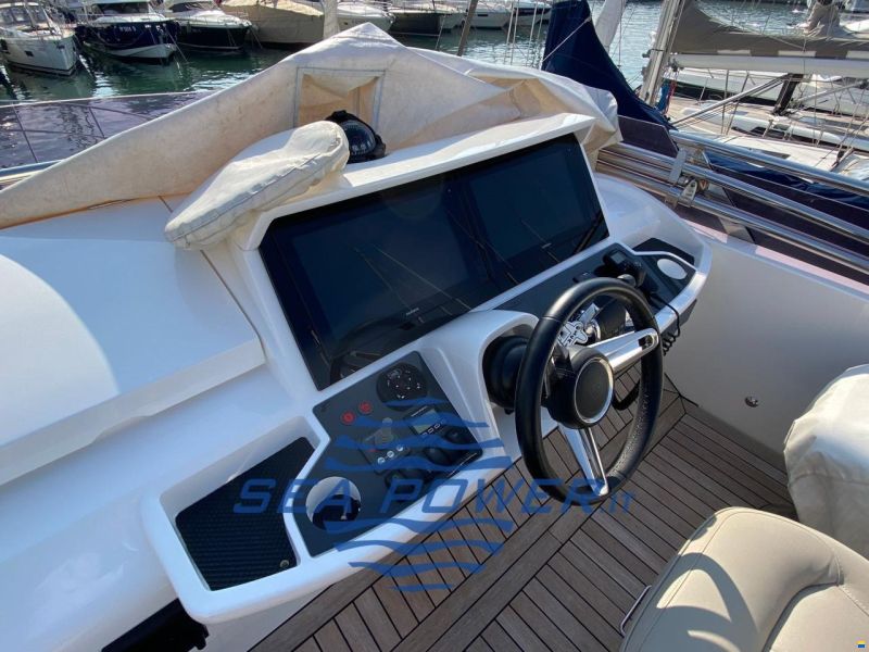 Princess Yachts. F 49