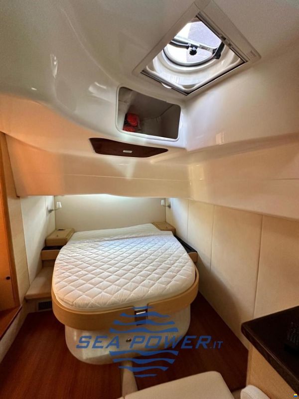 Cranchi. MEDITERRANE 43 OPEN TOP