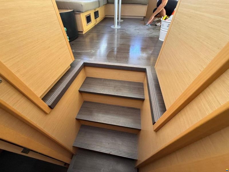 CONSTRUCTION NAVALE BORDEAUX LAGOON 450