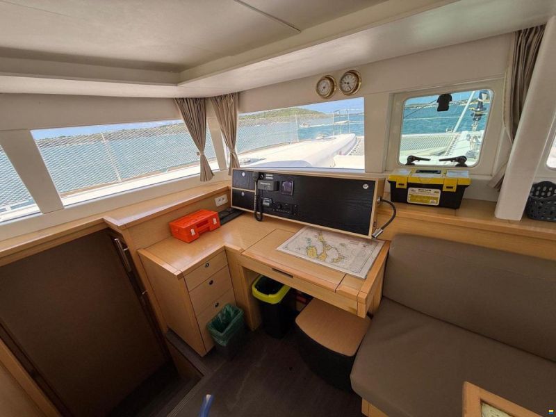 CONSTRUCTION NAVALE BORDEAUX LAGOON 450