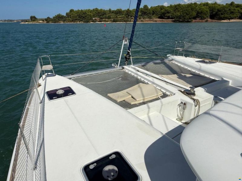 CONSTRUCTION NAVALE BORDEAUX LAGOON 450