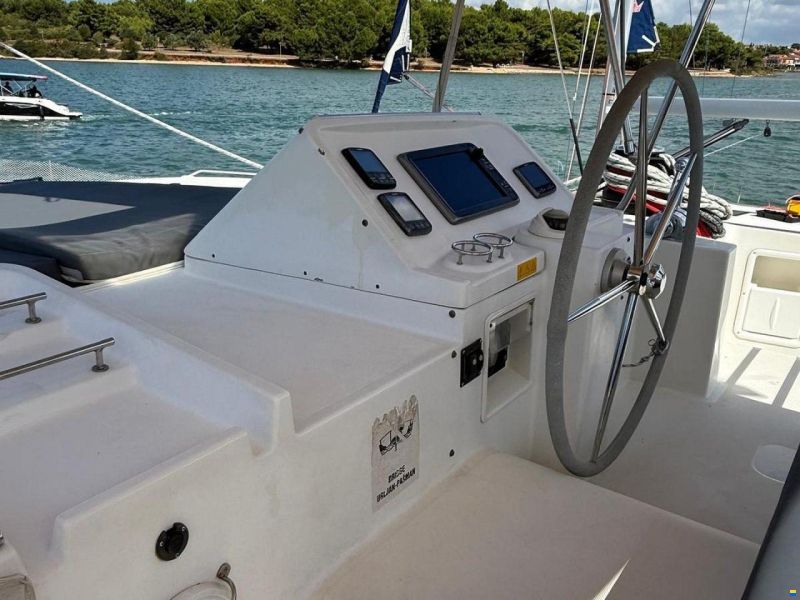 CONSTRUCTION NAVALE BORDEAUX LAGOON 450