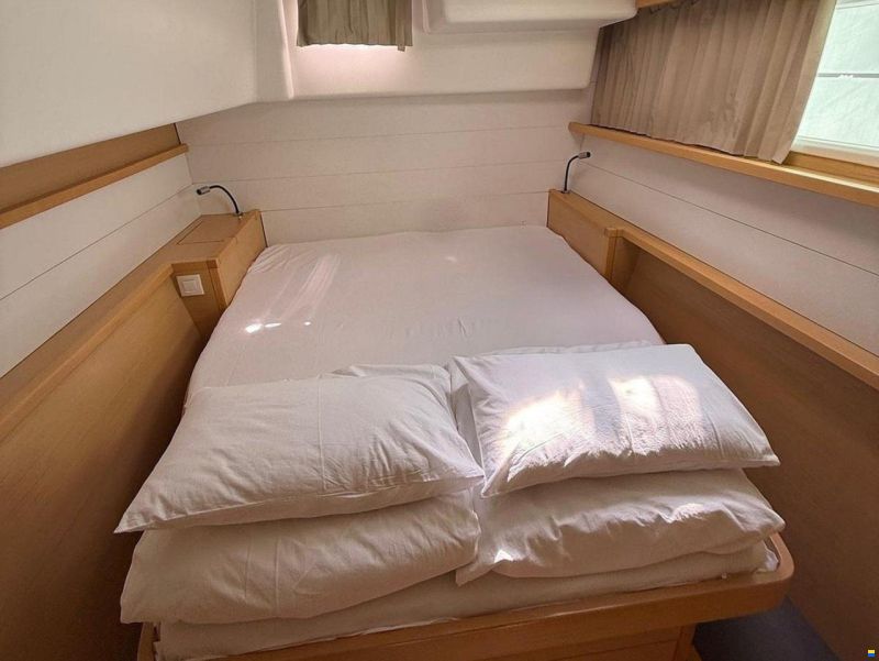 CONSTRUCTION NAVALE BORDEAUX LAGOON 450
