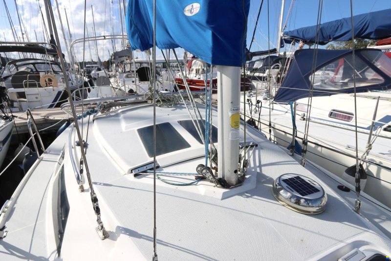 Catalina 270