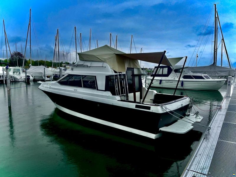 Bayliner 2556 Ciera Command Bridge