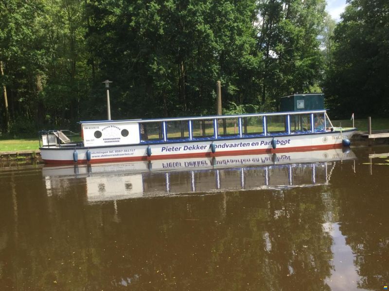 Open Rondvaartboot Rondvaarten En Arrang