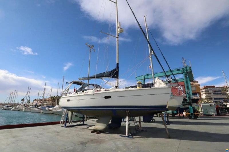 Hunter 36
