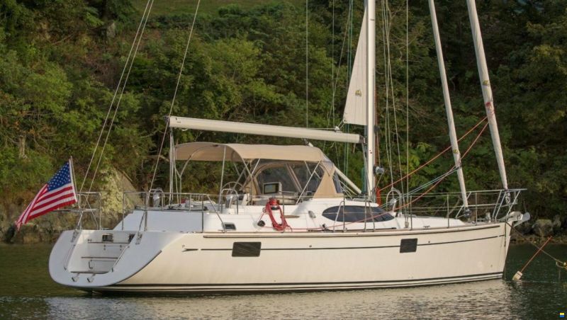 Hylas 48