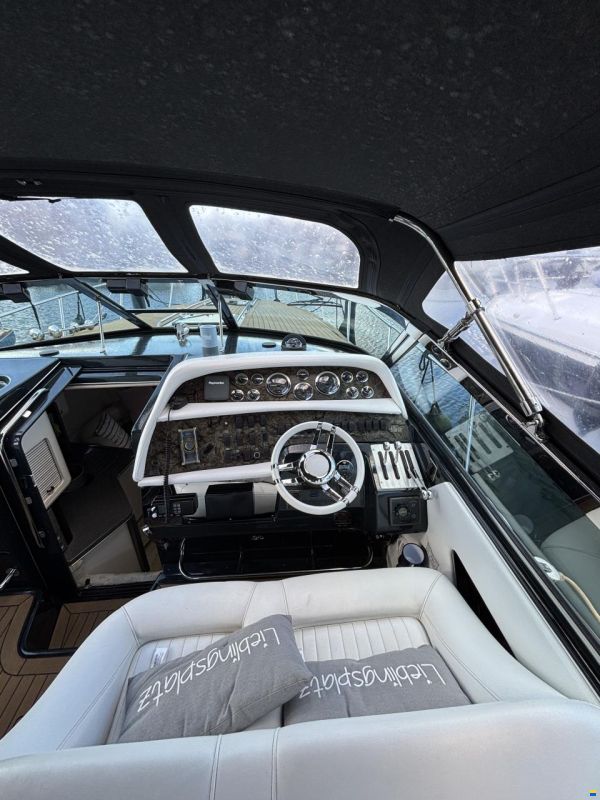 Sea Ray 380 Sport