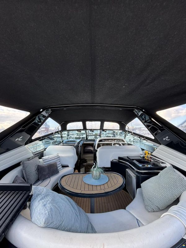 Sea Ray 380 Sport