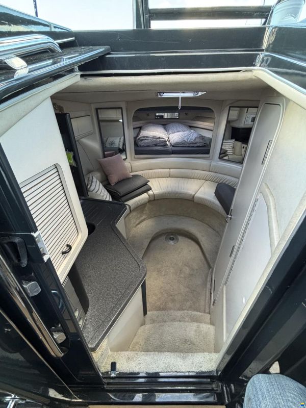 Sea Ray 380 Sport