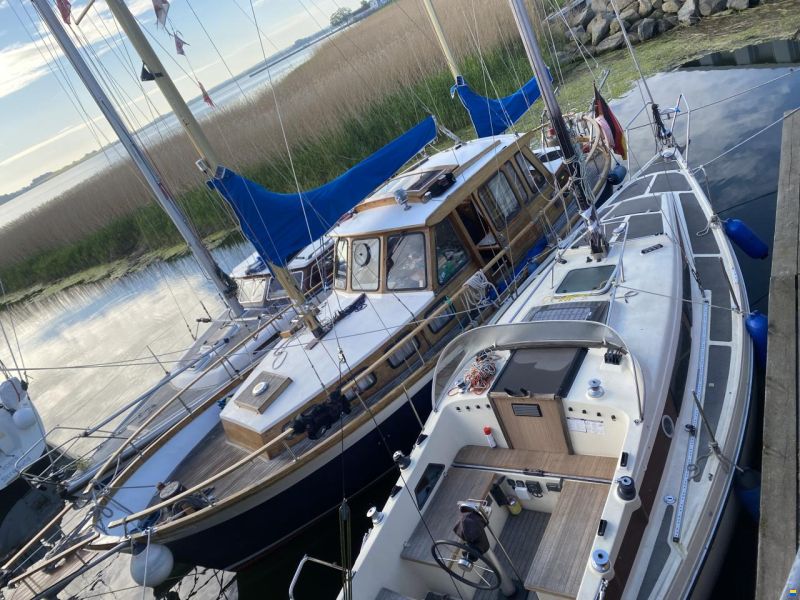 Nauticat 33