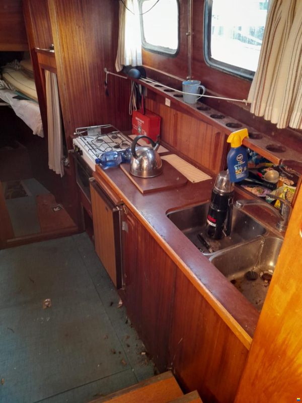 Nauticat 33
