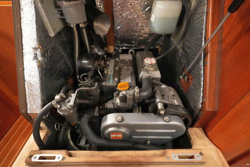 Hallberg-Rassy 310