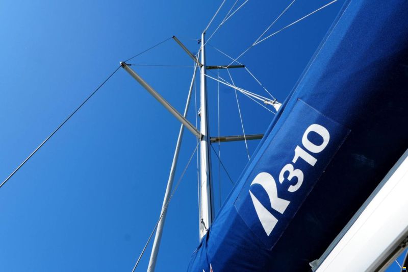 Hallberg-Rassy 310