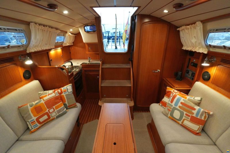 Hallberg-Rassy 310