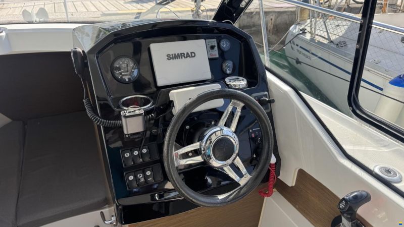 Jeanneau Merry Fisher 795