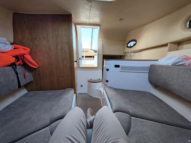 Coral 750 Sport Cruiser
