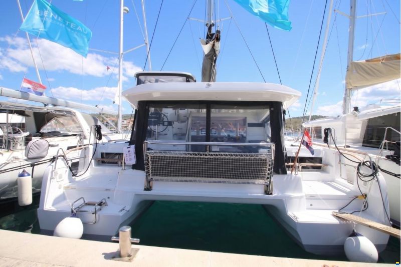 Lagoon 43