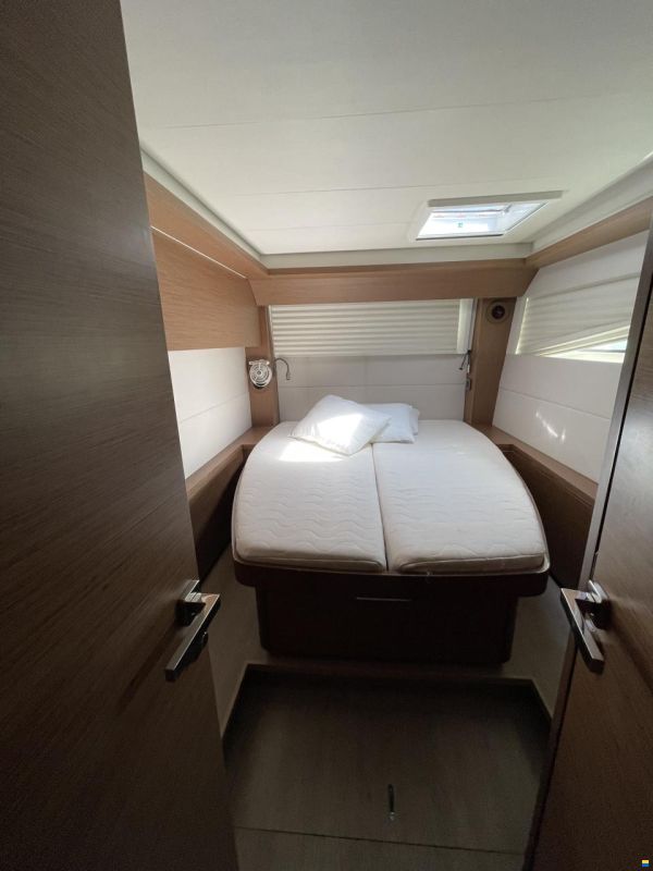 Lagoon 50