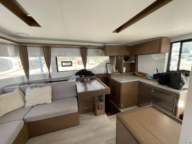 Lagoon 50