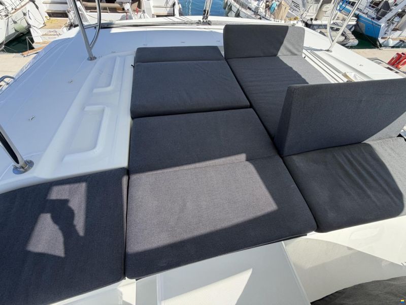 Lagoon 46 Owner's Version