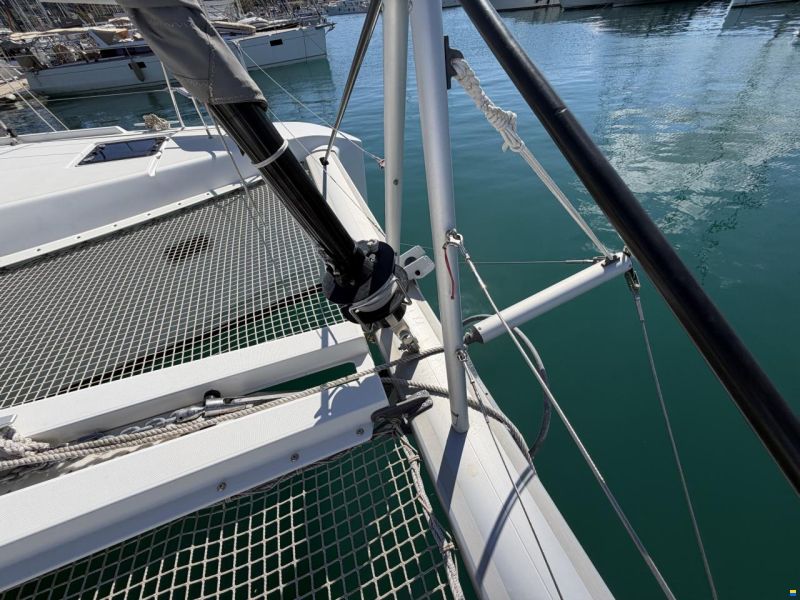 Lagoon 46 Owner's Version