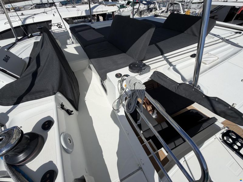 Lagoon 46 Owner's Version