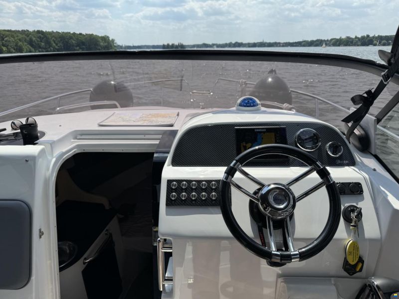 Saver 690 Cabin Mercury 200PS Sonderausstattun