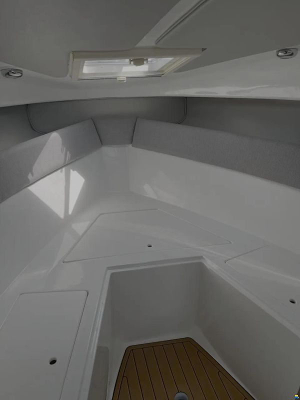 Saver 690 Cabin Mercury 200PS Sonderausstattun