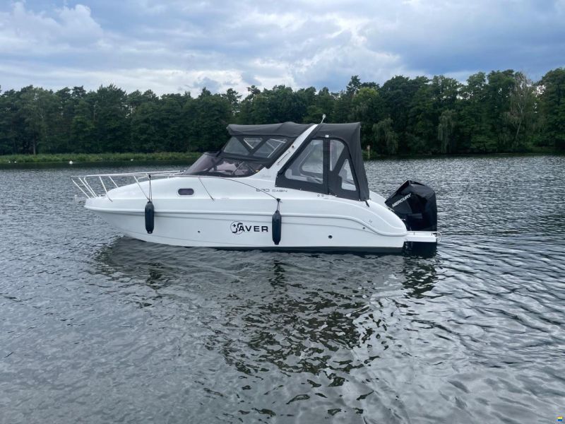 Saver 690 Cabin Mercury 200PS Sonderausstattun