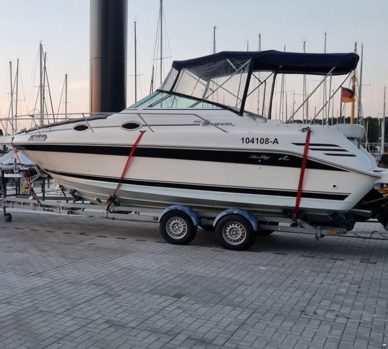 Sea Ray 250 Sundancer