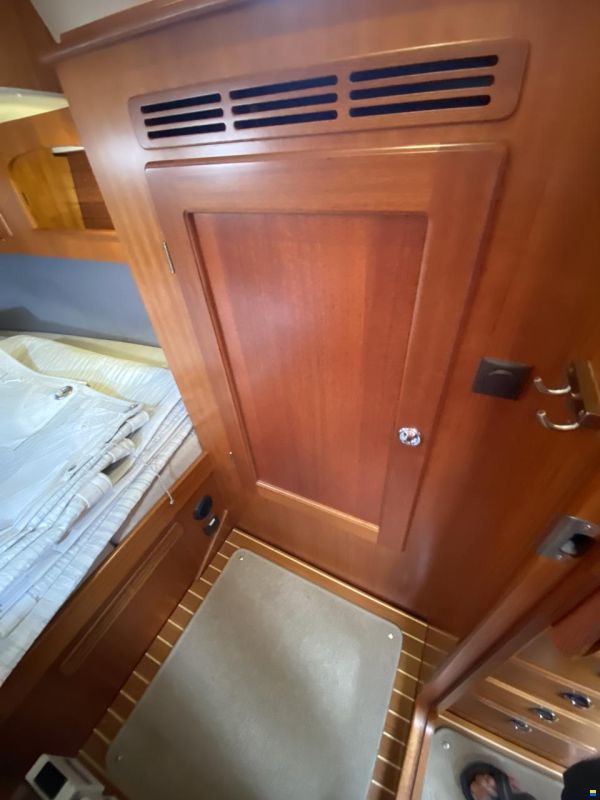 Hallberg-Rassy 372