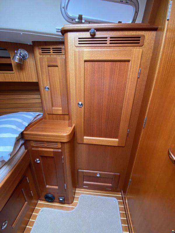 Hallberg-Rassy 372