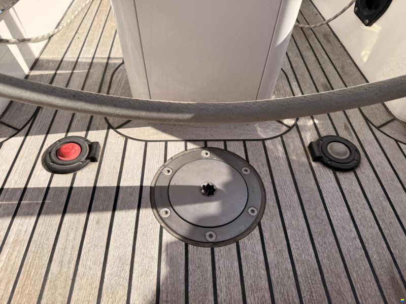 Hallberg-Rassy 372